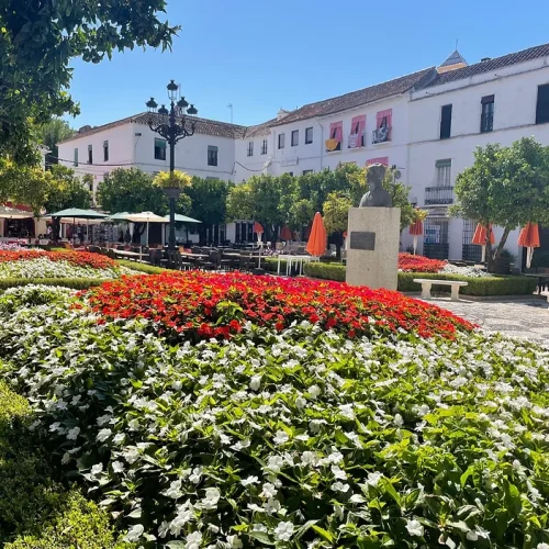 46dd91_db06d1fc0e5541f5b78f26f5d7668c69~mv2